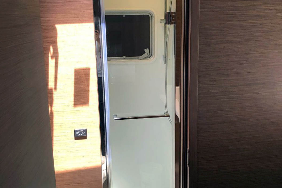 Lagoon 52 F - 6 + 2 cab. — photo 25
