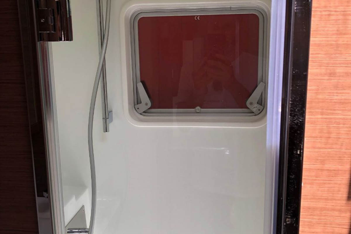 Lagoon 52 F - 6 + 2 cab. — photo 28