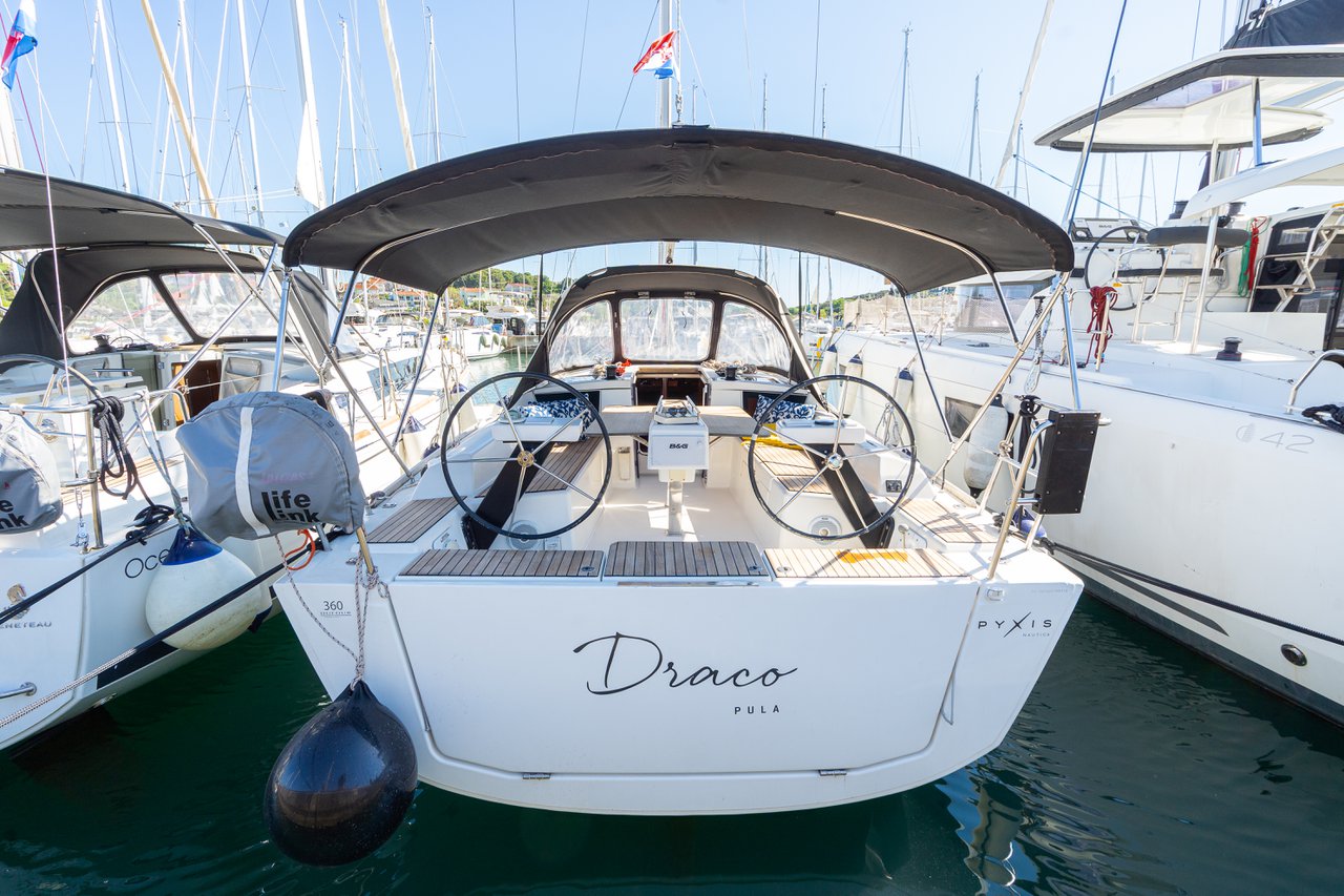 Dufour 360 GL - 3 cab. — photo 1