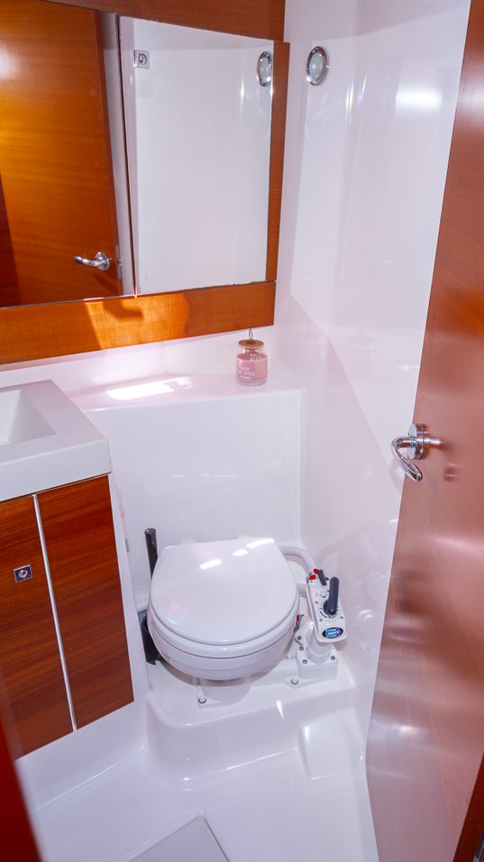 Dufour 412 GL — photo 16