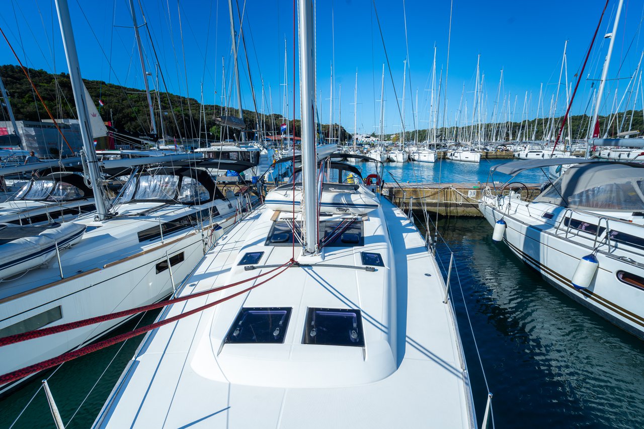 Dufour 460 GL — photo 6