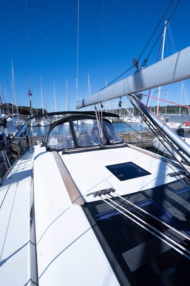 Dufour 460 GL — photo 8