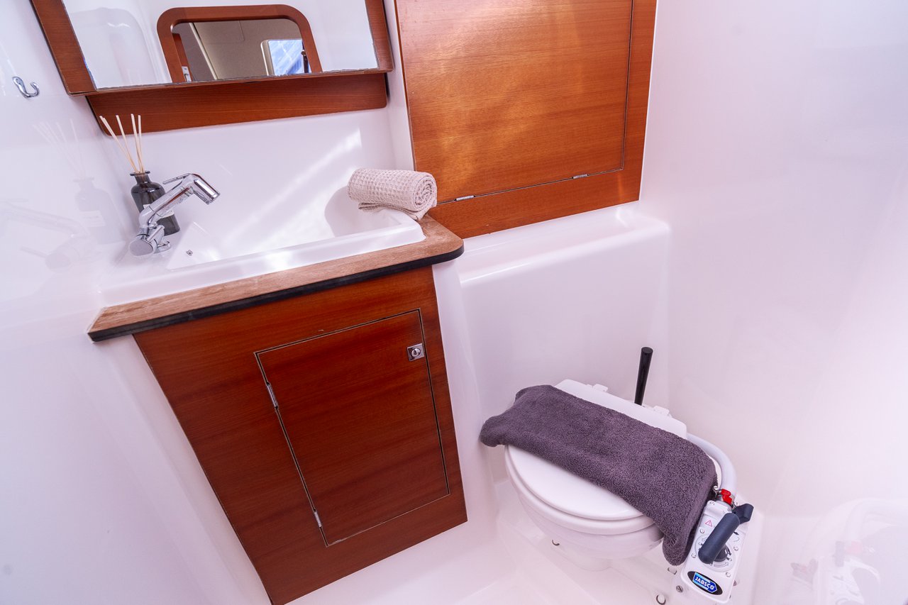 Dufour 460 GL — photo 16