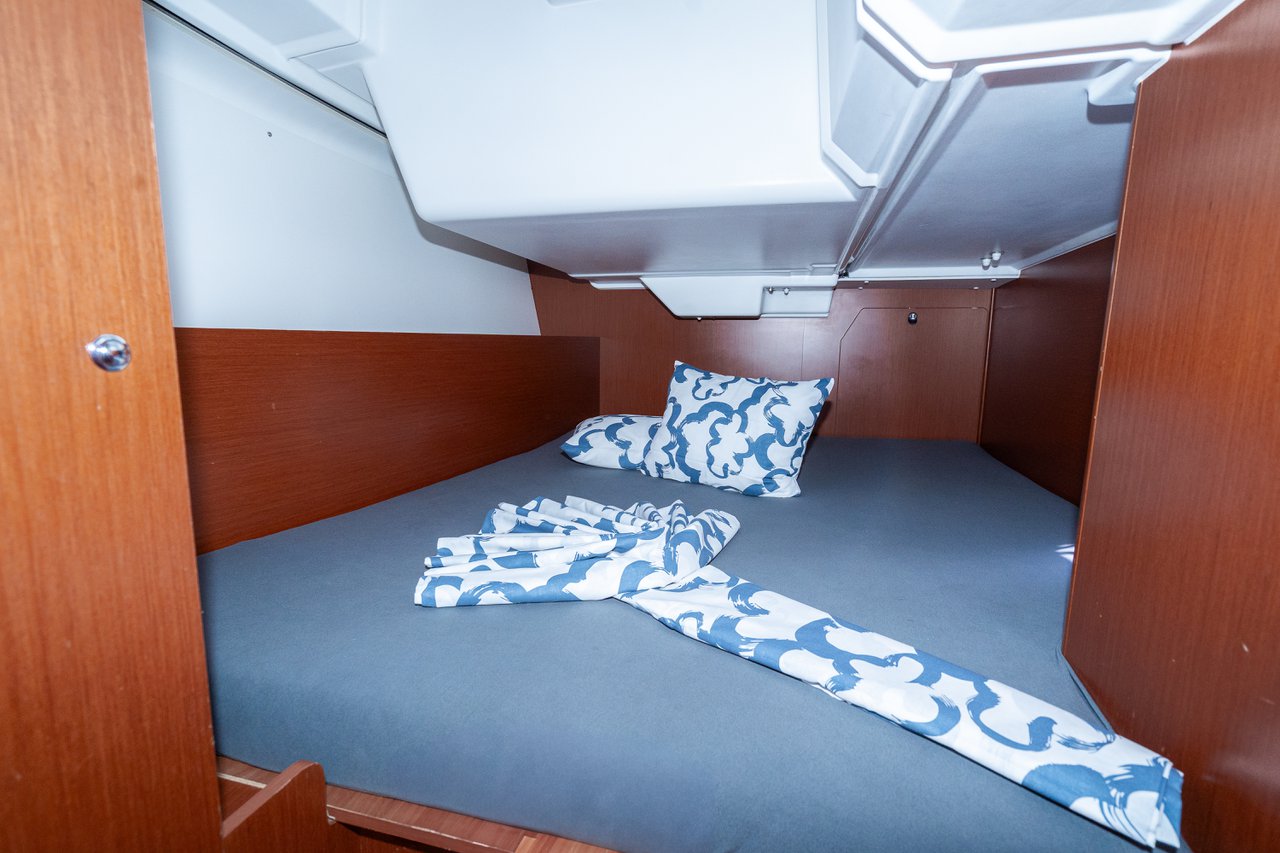 Oceanis 38.1 — photo 8