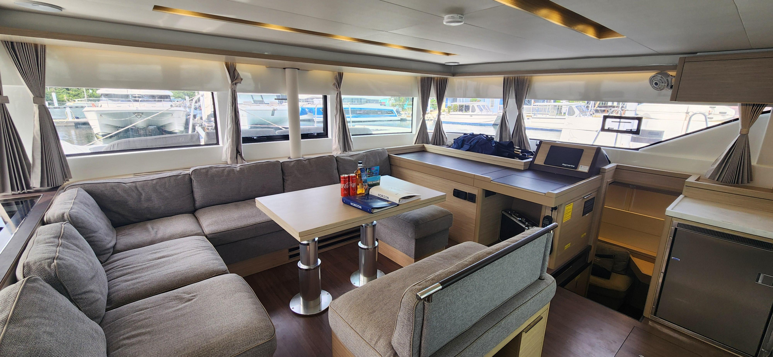 Lagoon 51 OW - 4 + 1 cab. — photo 16