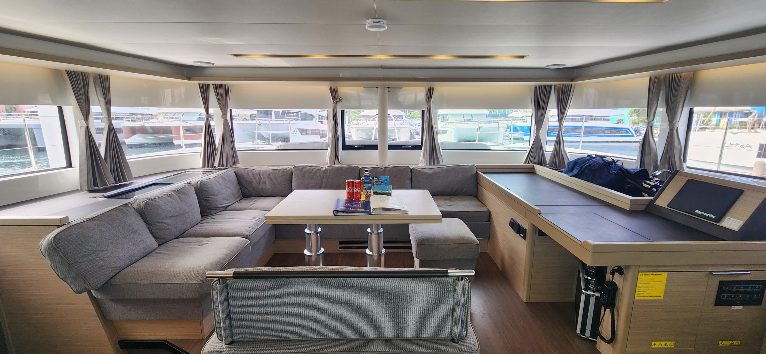 Lagoon 51 OW - 4 + 1 cab. — photo 18