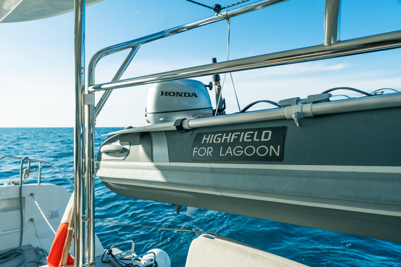 Lagoon 42 - 4 cab. — photo 8