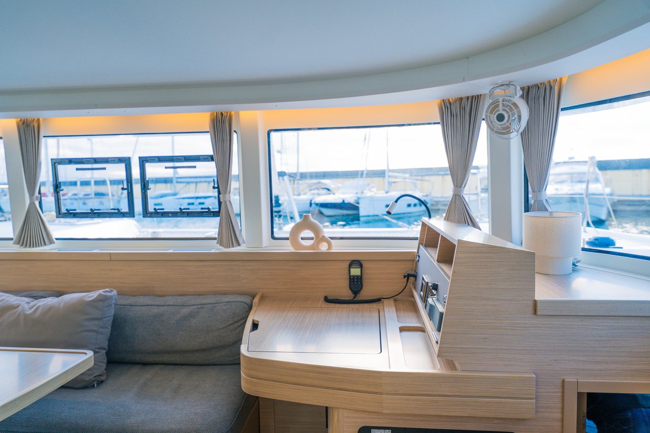 Lagoon 42 - 4 cab. — photo 17