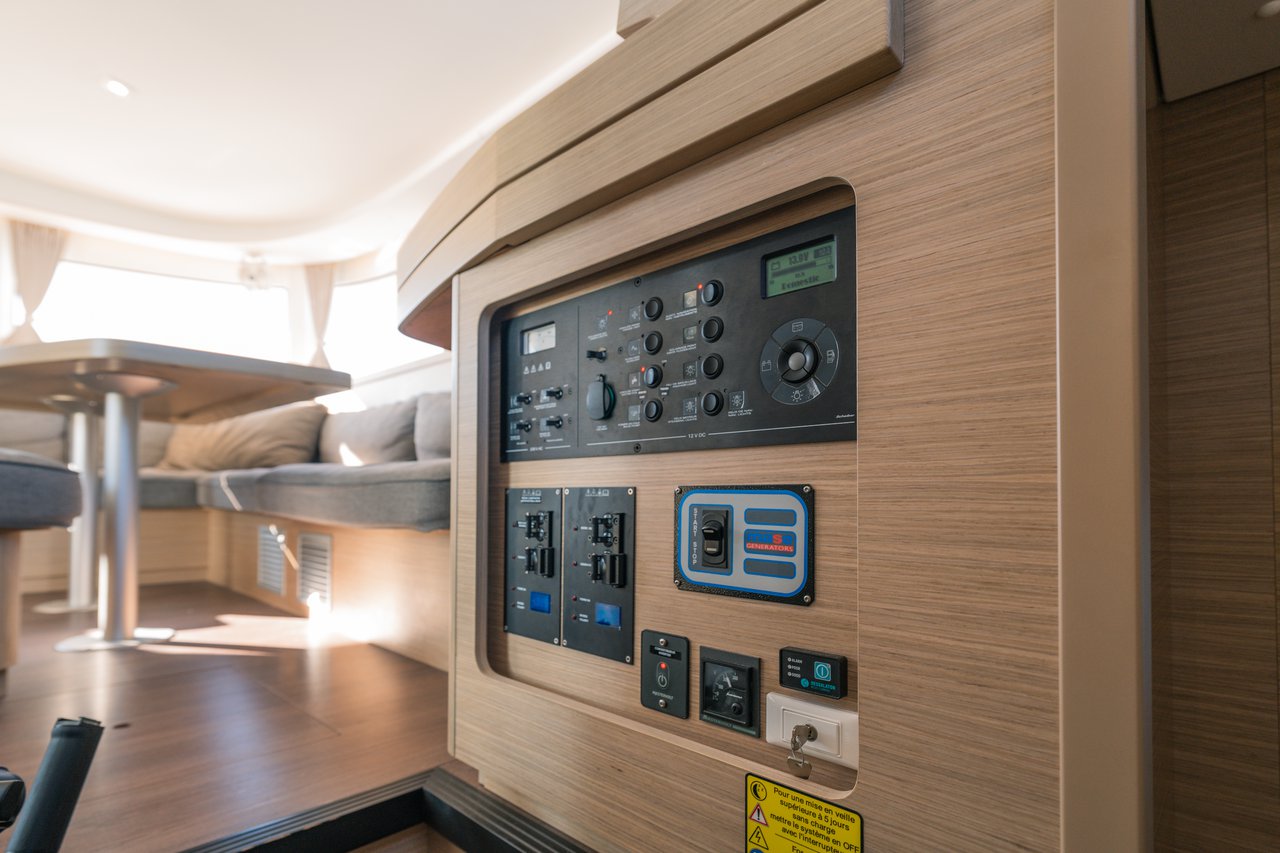 Lagoon 42 - 4 cab. — photo 20