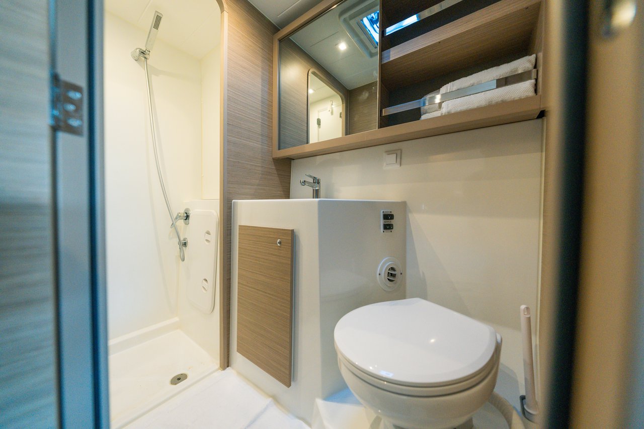 Lagoon 42 - 4 cab. — photo 24