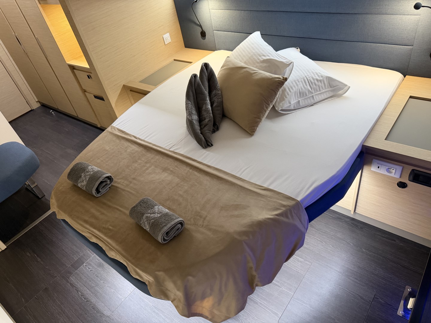 Fountaine Pajot Aura 51 - 5 + 1 cab. — photo 30