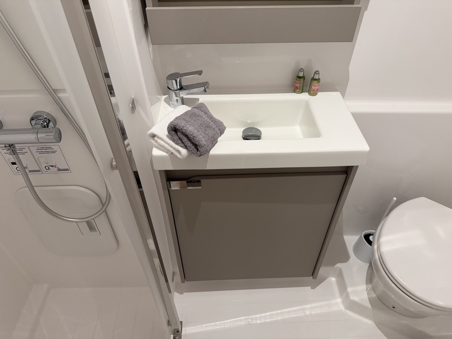 Fountaine Pajot Aura 51 - 5 + 1 cab. — photo 40
