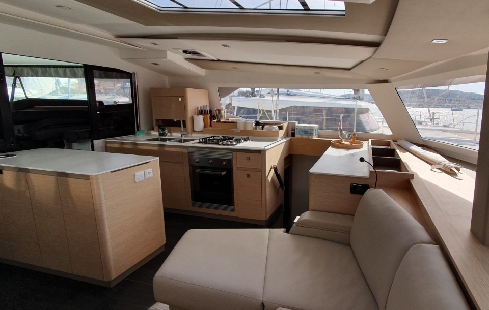 Fountaine Pajot Aura 51 — photo 9