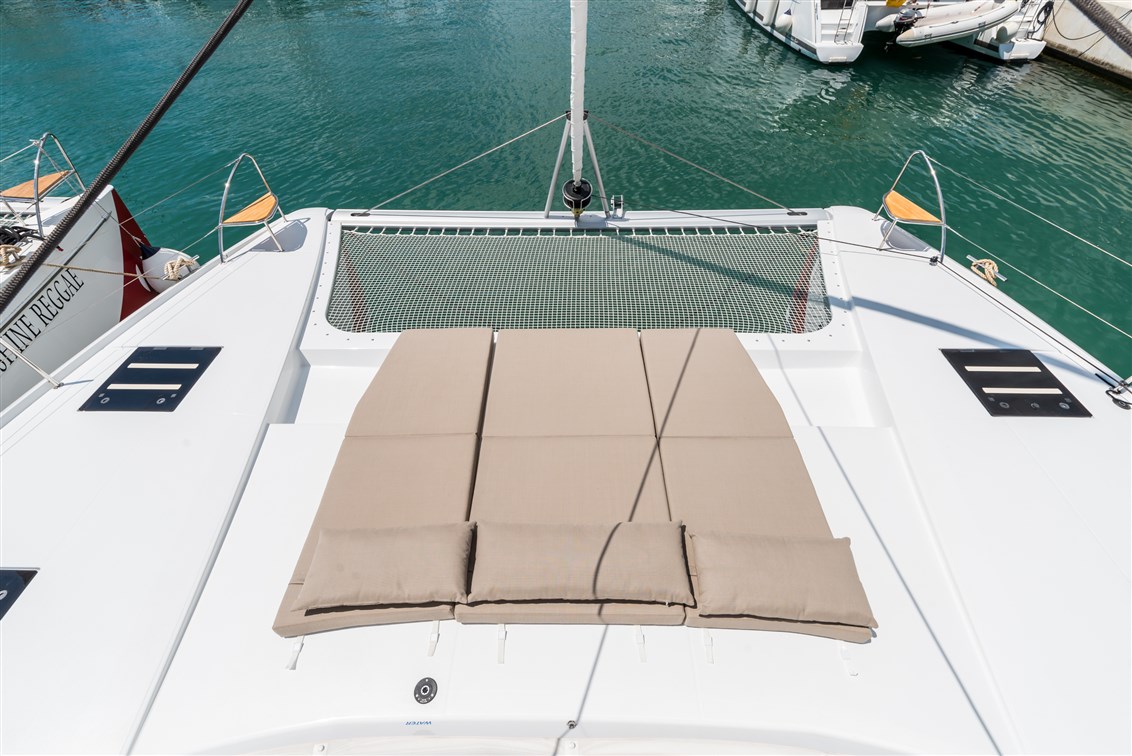 Fountaine Pajot Saona 47 Quintet - 5 + 1 cab. — photo 17