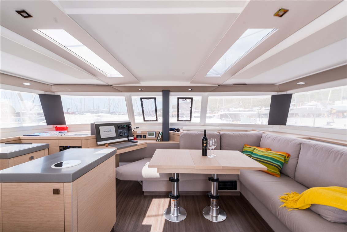 Fountaine Pajot Saona 47 Quintet - 5 + 1 cab. — photo 23