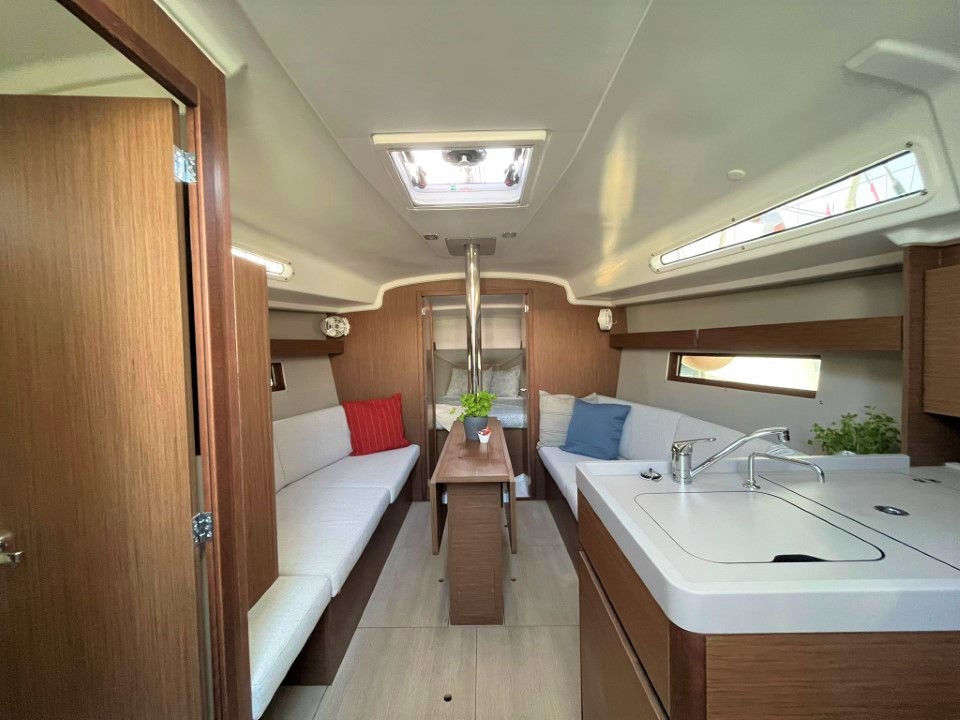Oceanis 34.1 - 3 cab. — photo 9