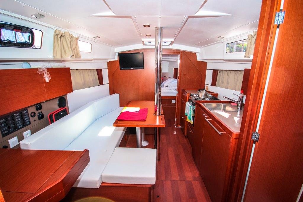 Oceanis 35 — photo 7