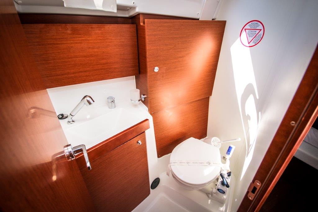 Oceanis 35 — photo 10