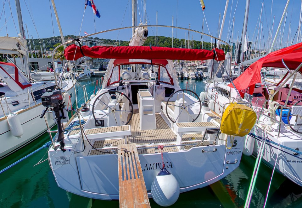 Oceanis 35.1 — photo 5