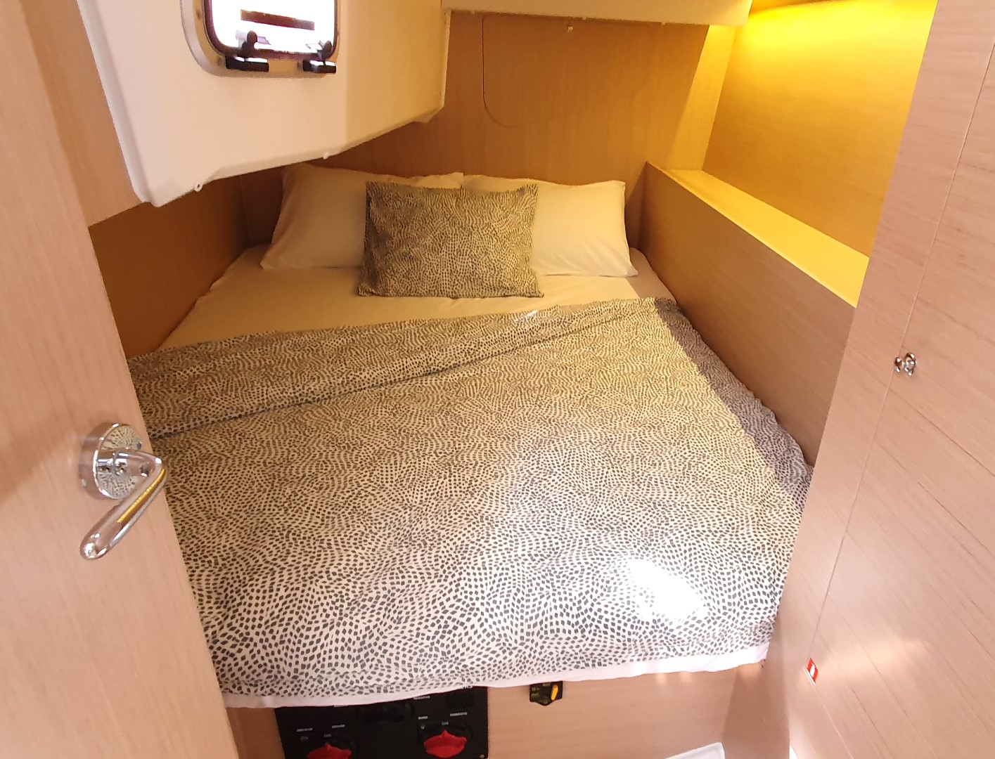 Oceanis 37.1 — photo 17