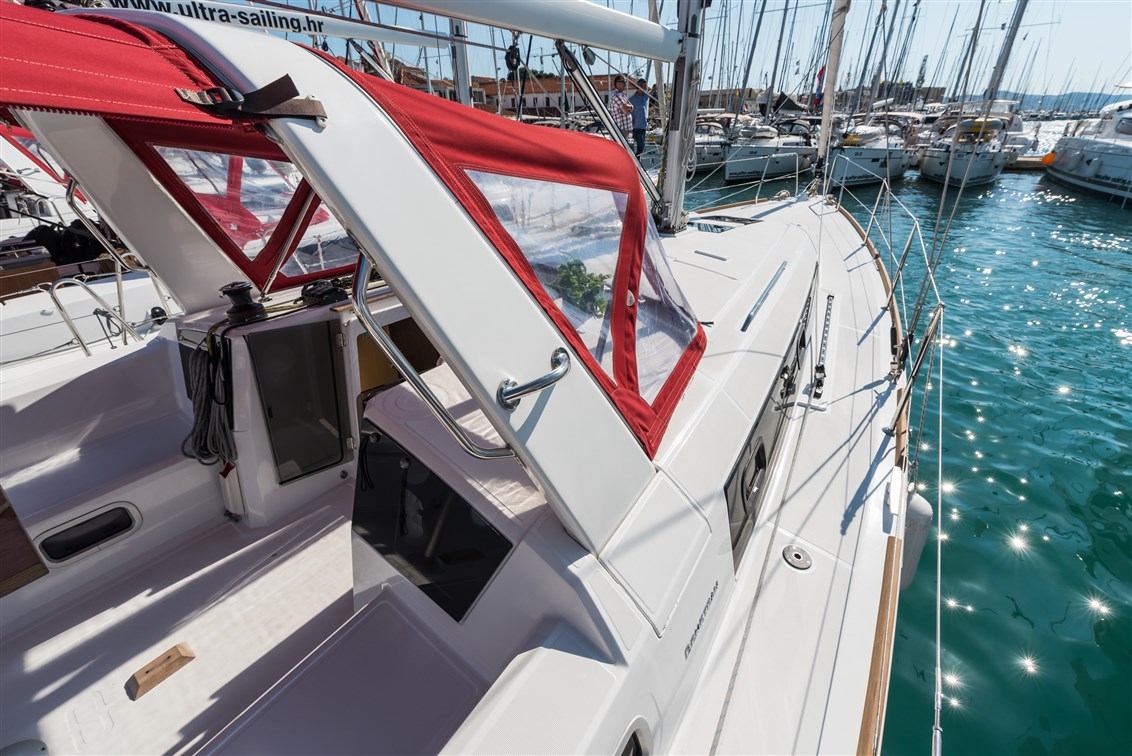 Oceanis 38 - 3 cab. — photo 7