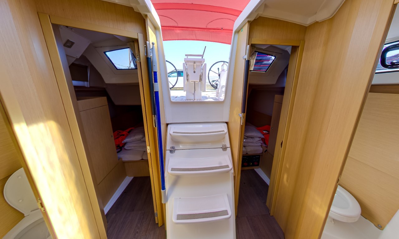 Oceanis 38.1 — photo 4