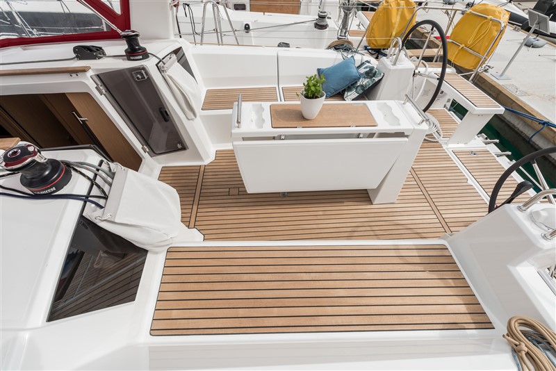 Oceanis 38.1 — photo 5
