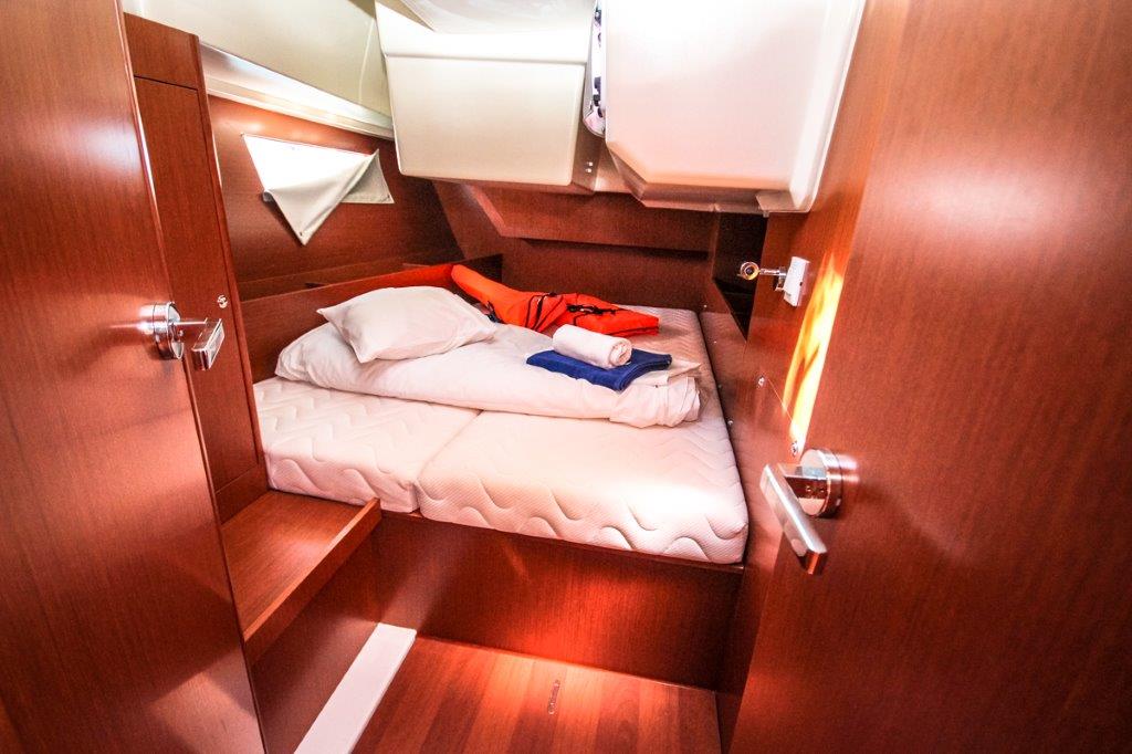Oceanis 41.1 — photo 10