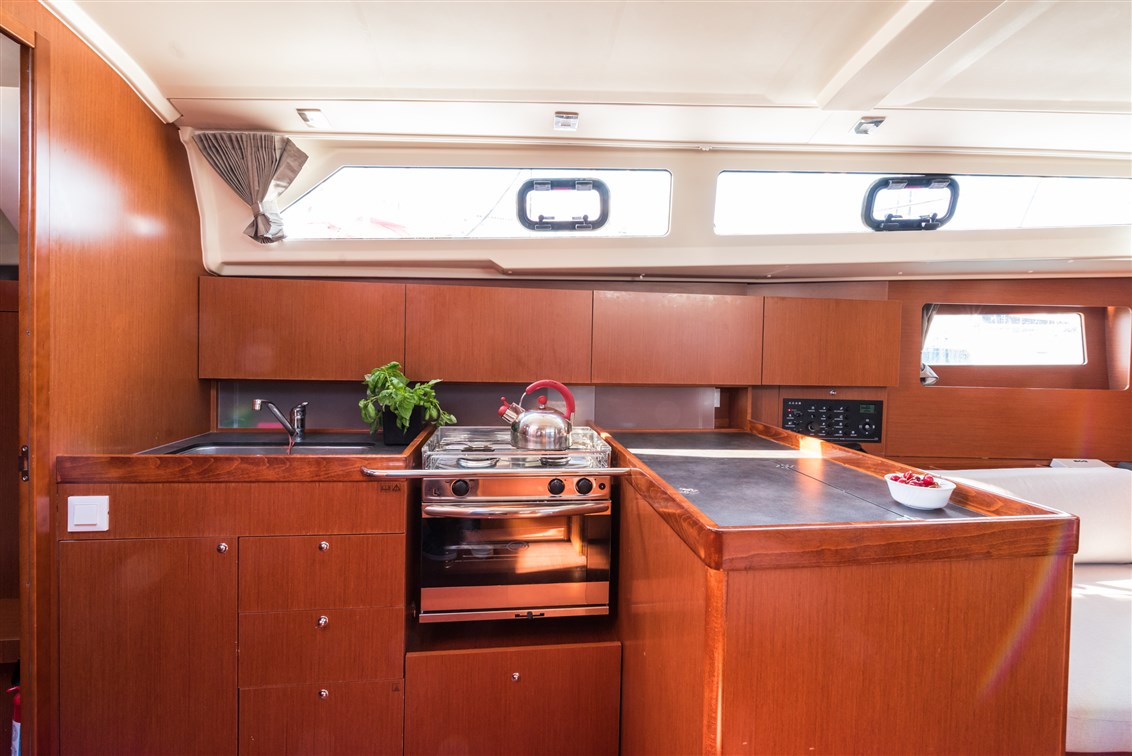 Oceanis 41.1 — photo 19