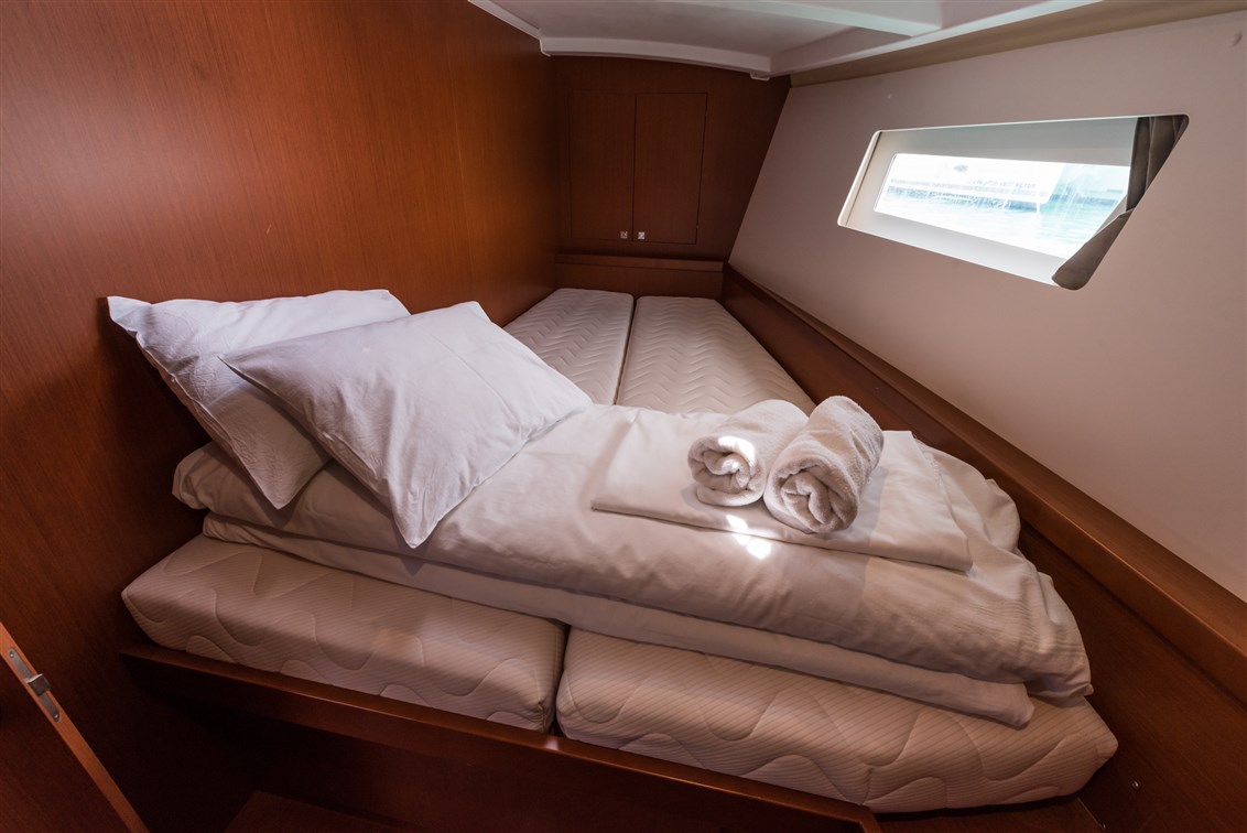 Oceanis 45 - 4 cab. — photo 24