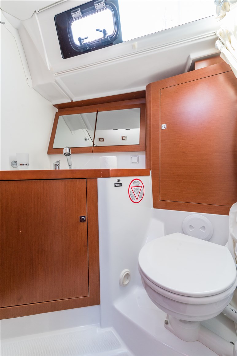 Oceanis 45 - 4 cab. — photo 30
