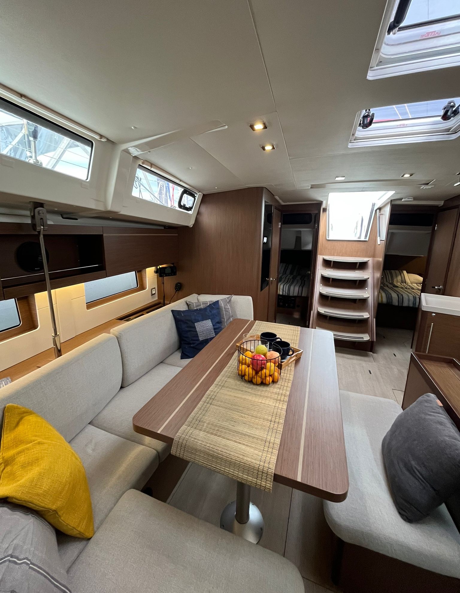 Oceanis 46.1 — photo 10
