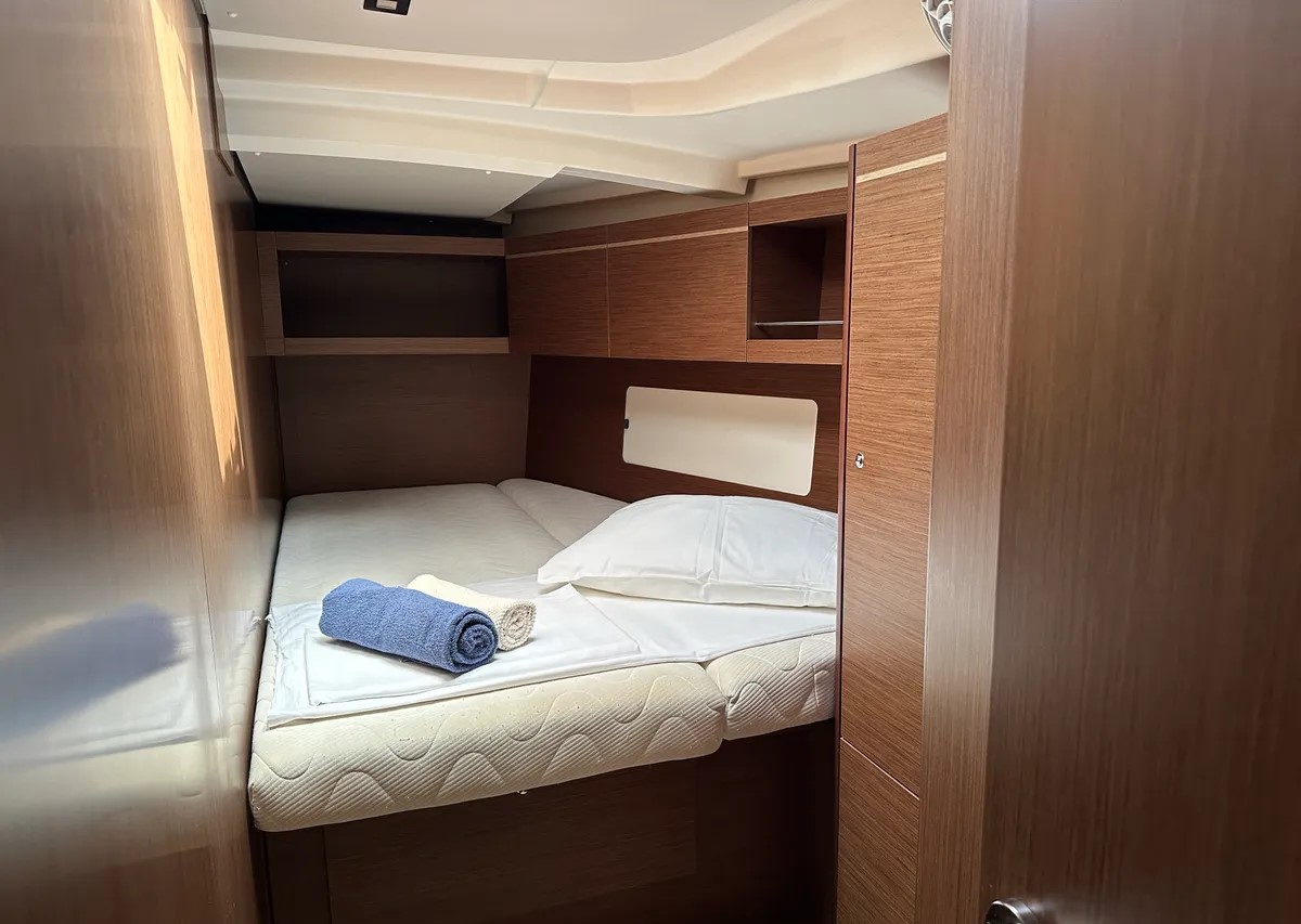Oceanis 46.1 — photo 12