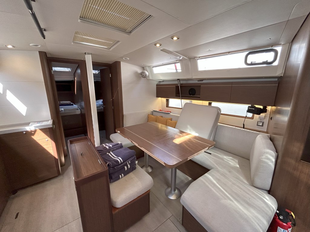 Oceanis 46.1 — photo 11