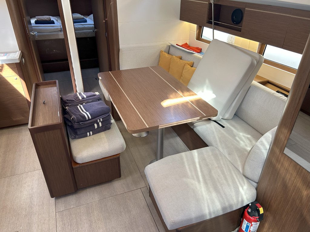 Oceanis 46.1 — photo 13