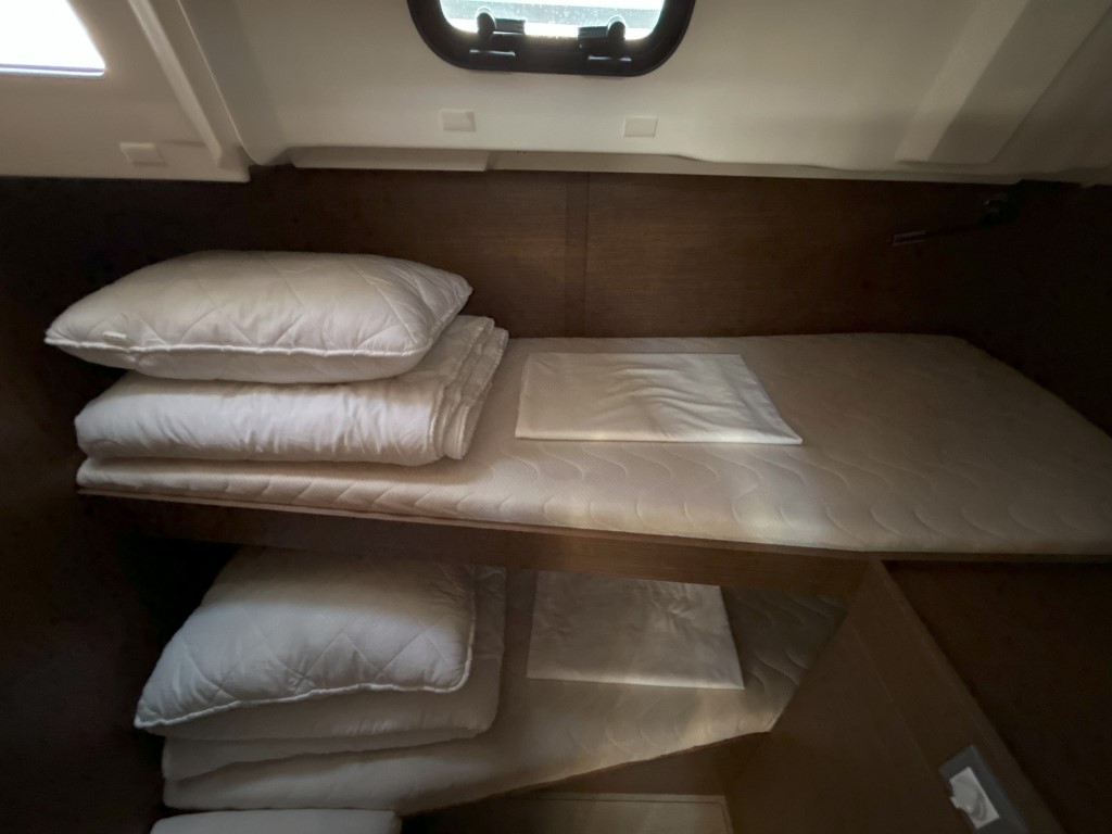 Oceanis 46.1 — photo 22