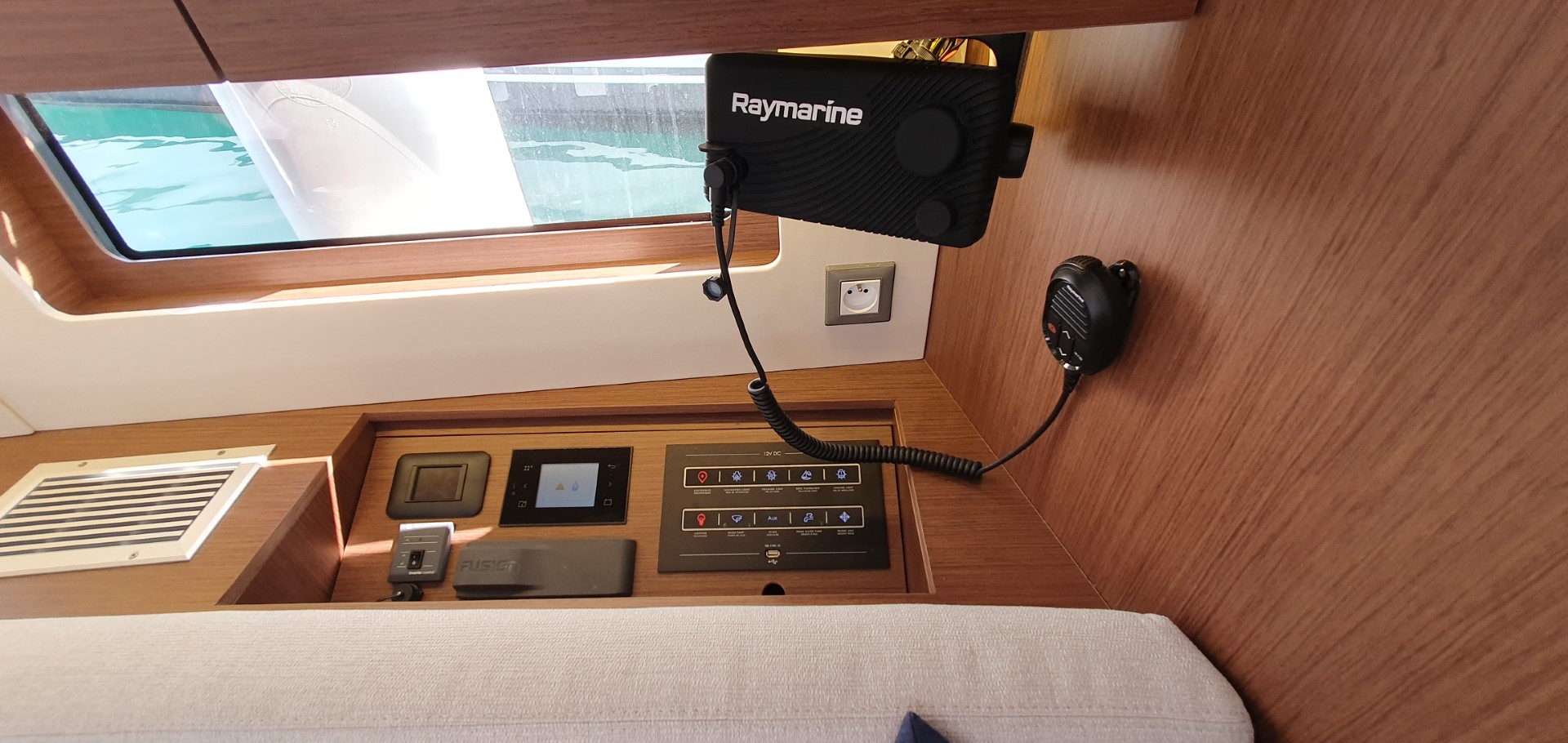 Oceanis 46.1 — photo 17
