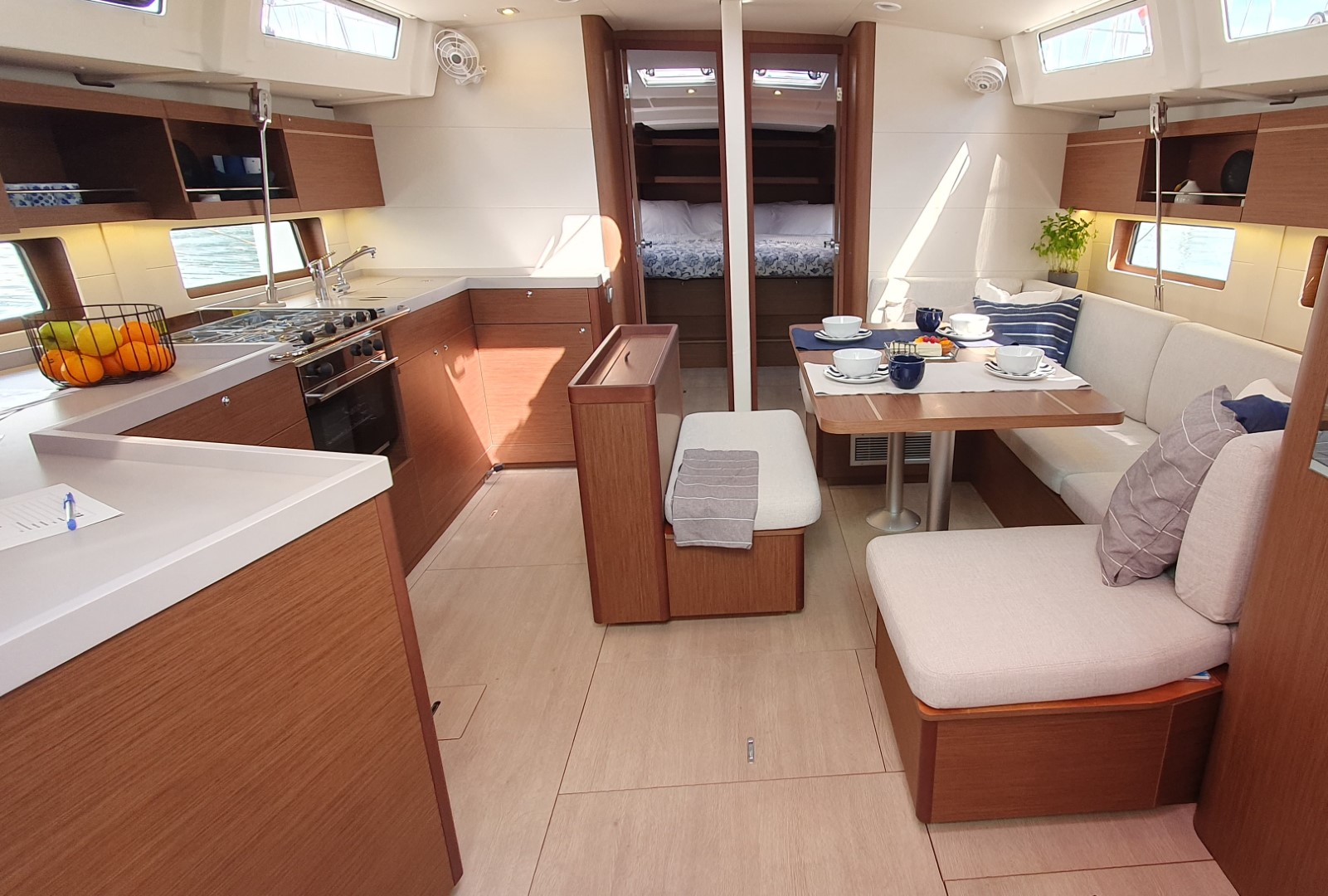 Oceanis 46.1 — photo 10