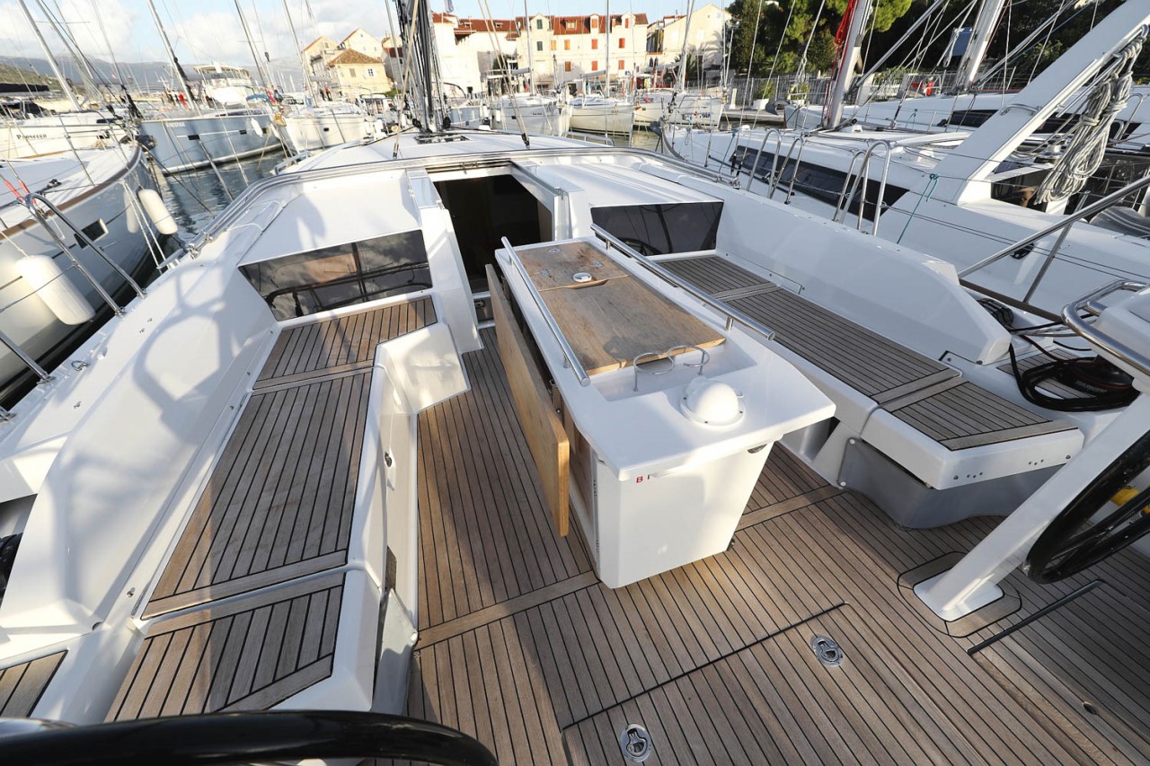 Oceanis 46.1 — photo 4