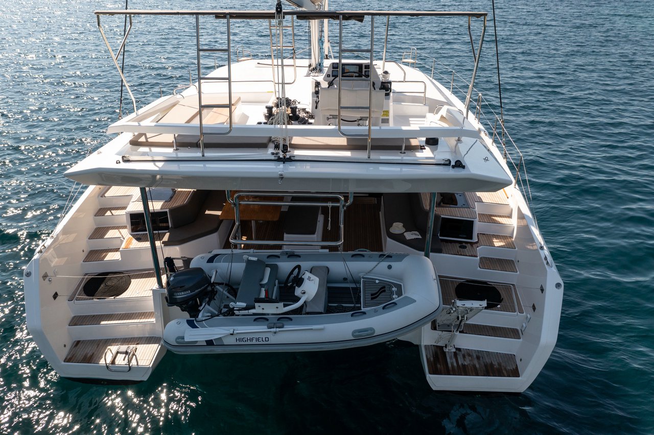Dufour 48 Catamaran - 5 + 1 cab. — photo 9