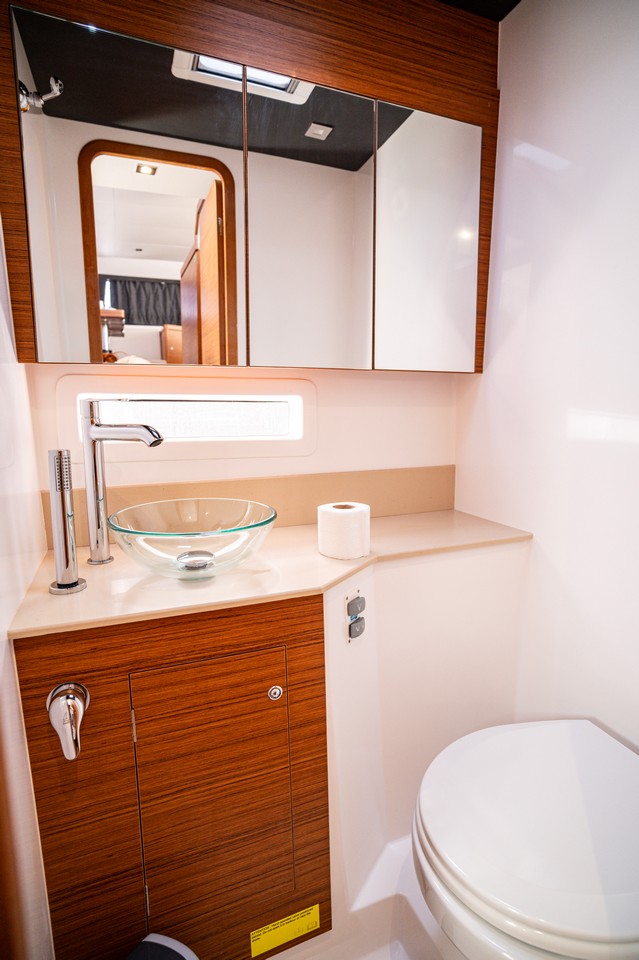 Dufour 48 Catamaran - 5 + 1 cab. — photo 40
