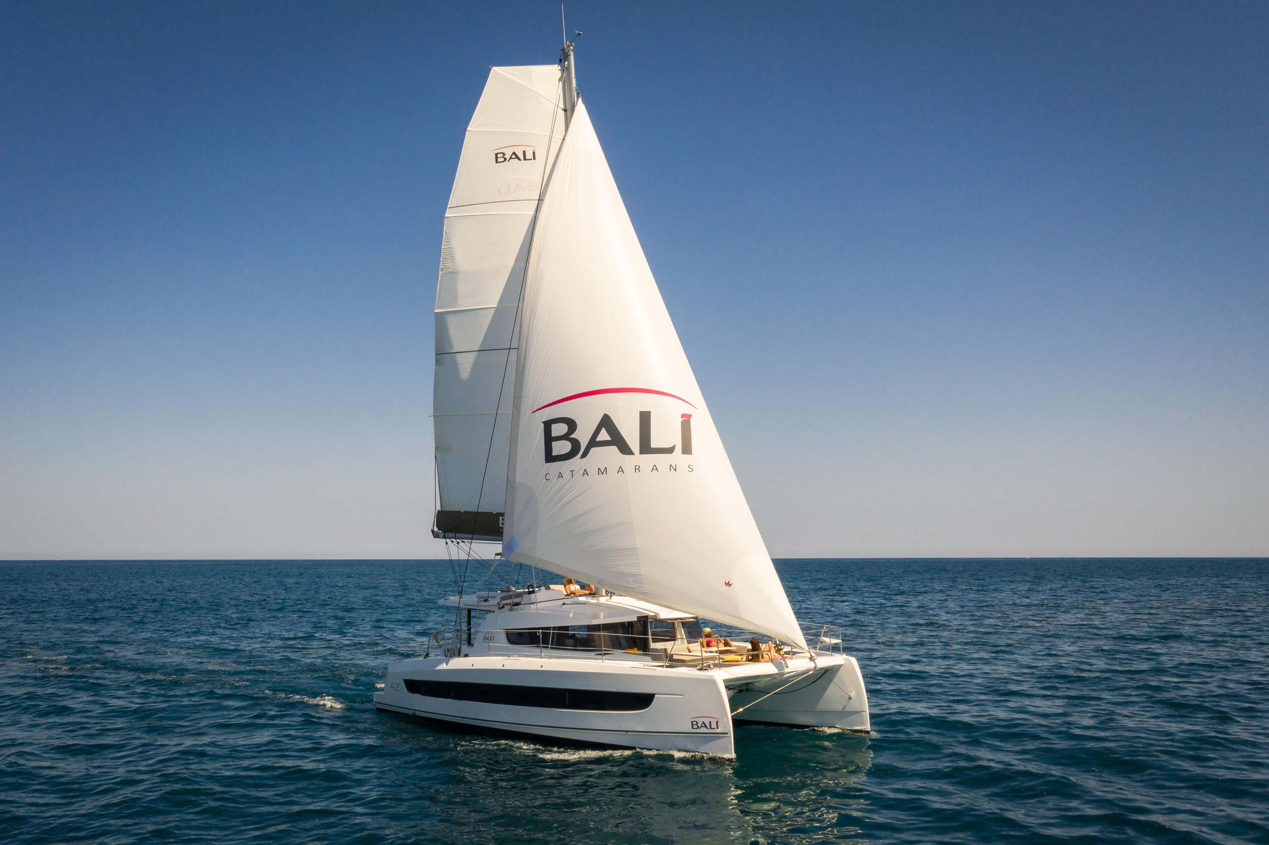 Bali 4.2 - 4 + 1 cab. — photo 1