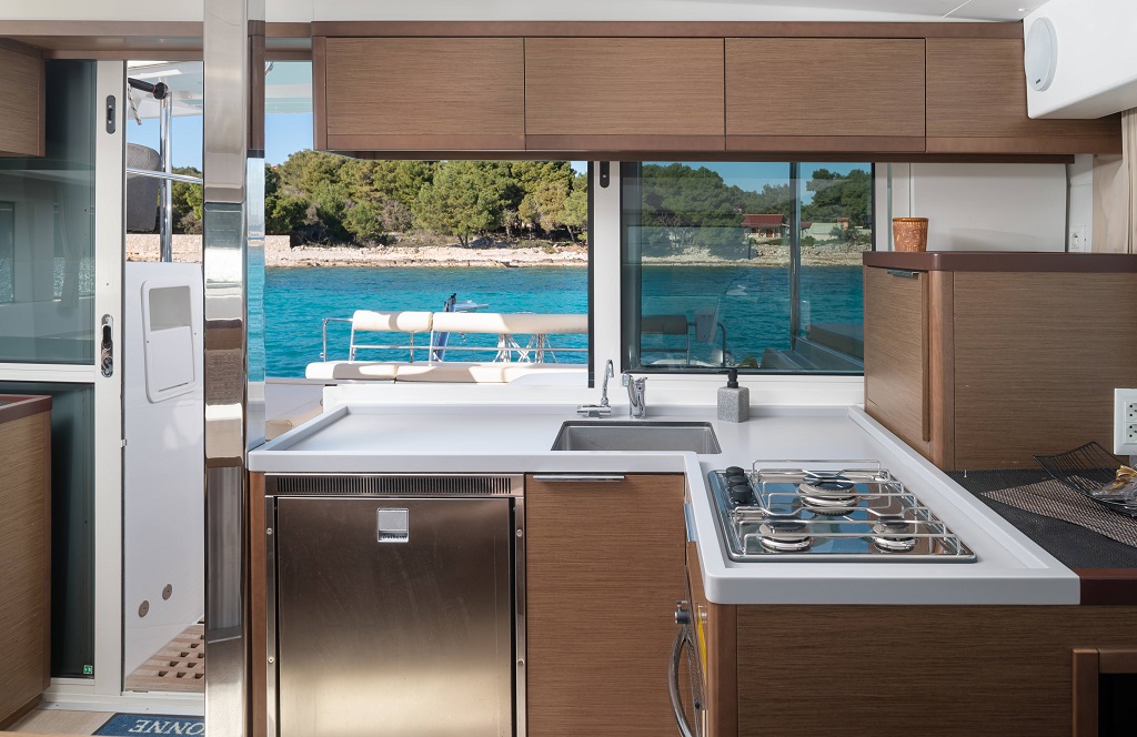 Lagoon 40 - 4 + 2 cab — photo 12