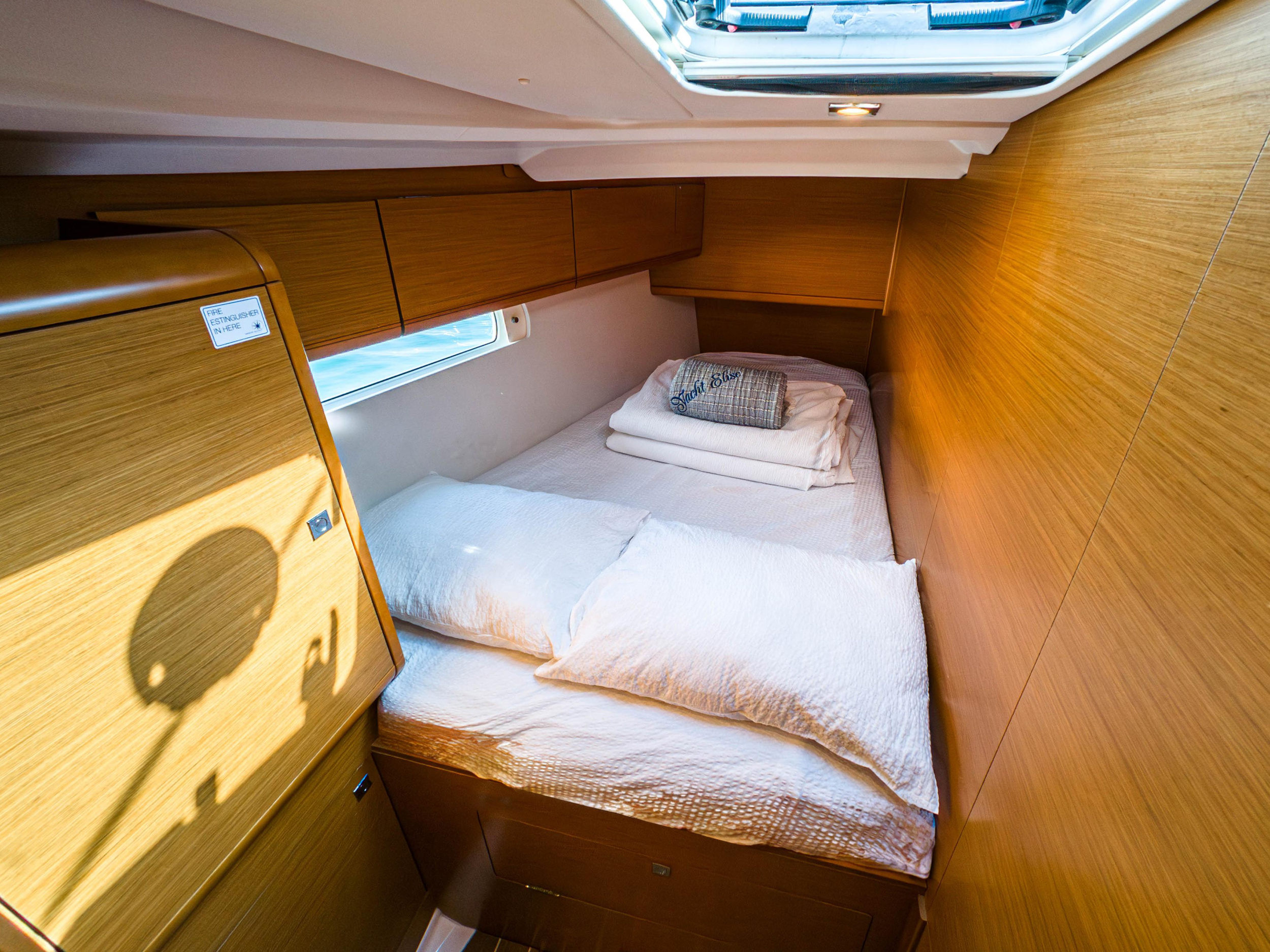 Sun Odyssey 519 - 5 cab. — photo 9