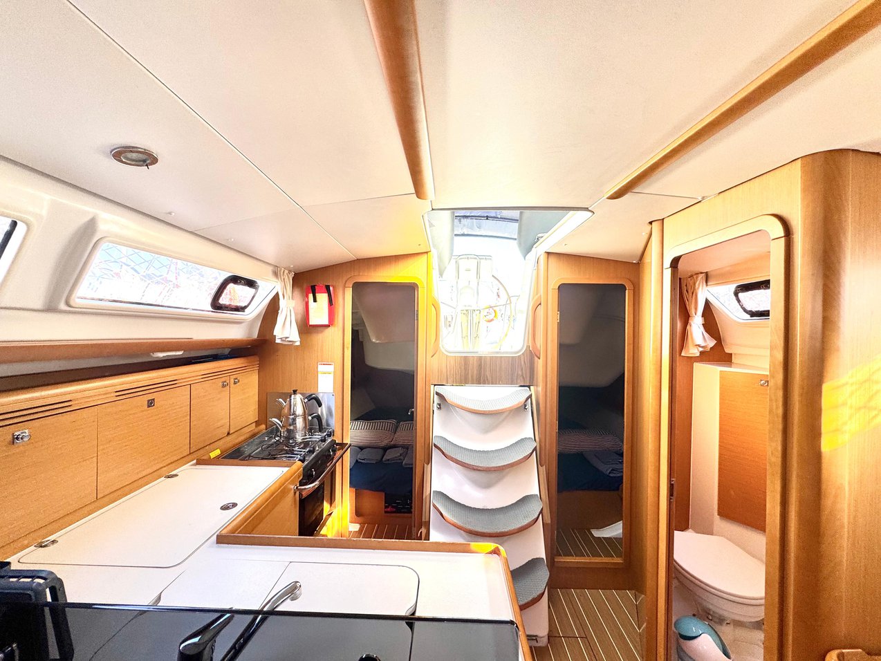 Sun Odyssey 36i — photo 7