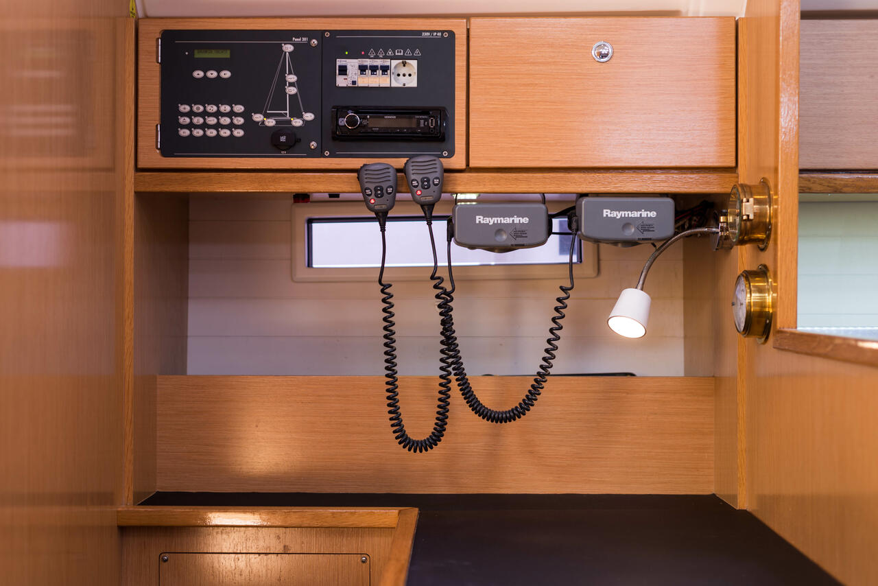Bavaria 50 Cruiser — photo 11