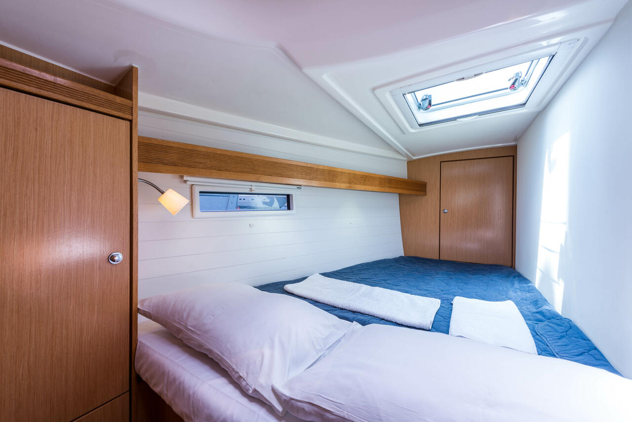 Bavaria 50 Cruiser — photo 14