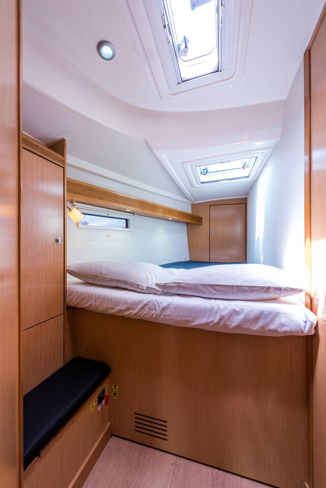 Bavaria 50 Cruiser — photo 17