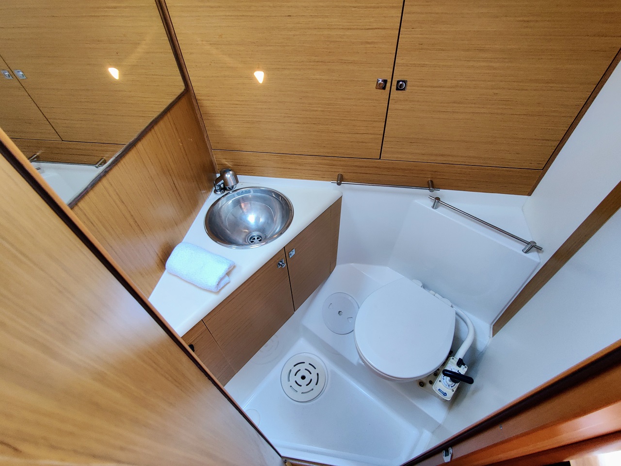 Sun Odyssey 49i — photo 10