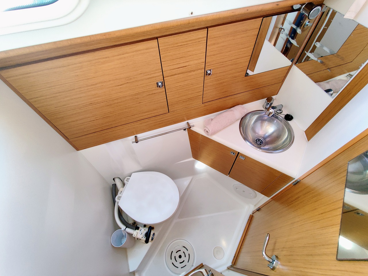 Sun Odyssey 49i — photo 11